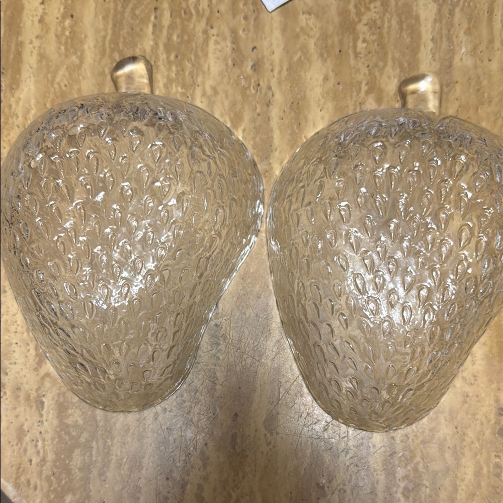 Vintage two piece set strawberry clear glass candy/trinket‎ dish